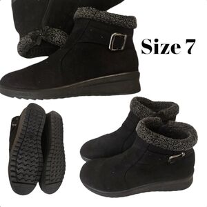 Black Boots Womens Size 7